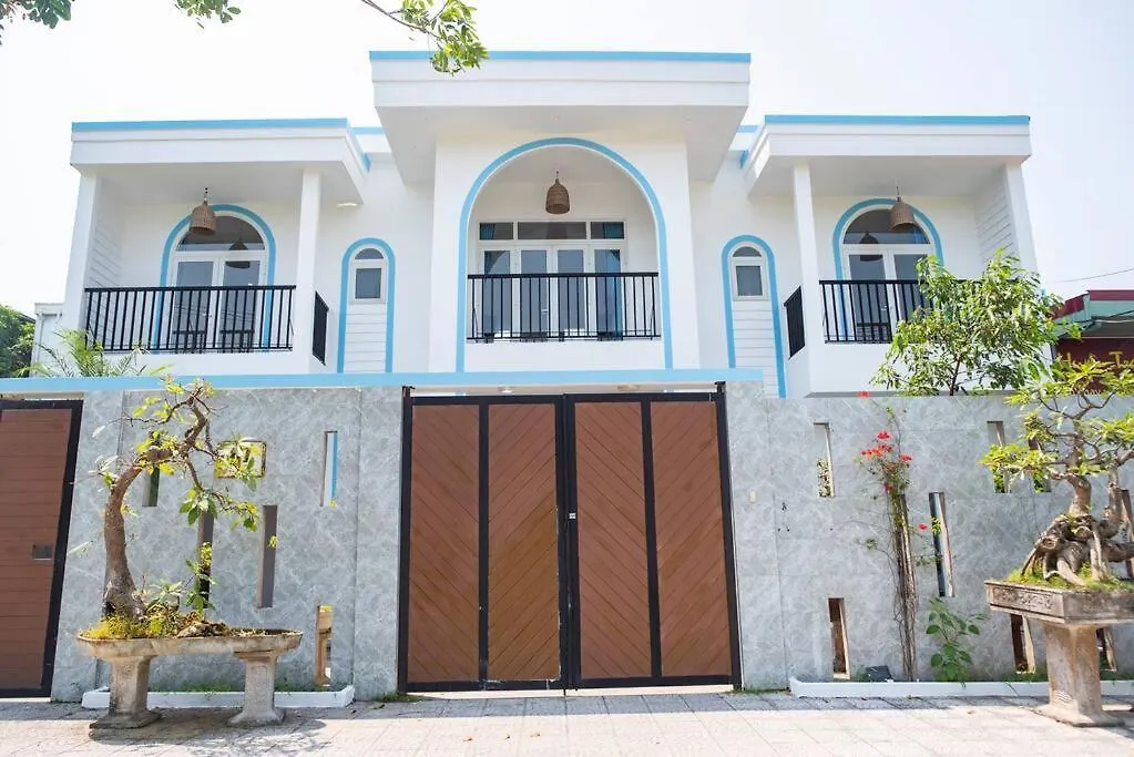 Free Karaoke - Billiards, Big Pool & Bbq Villa Da Nang Vietnam