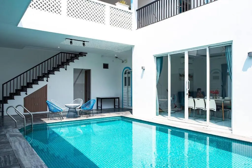 Free Karaoke - Billiards, Big Pool & Bbq Villa Da Nang