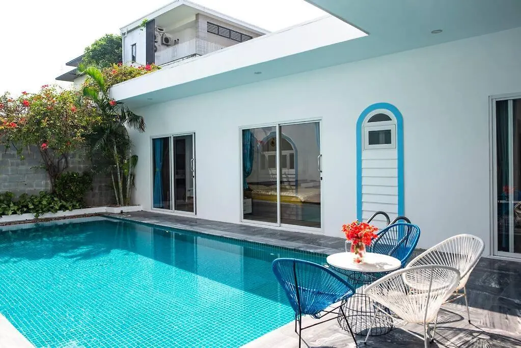 Free Karaoke - Billiards, Big Pool & Bbq Villa Da Nang 0*,